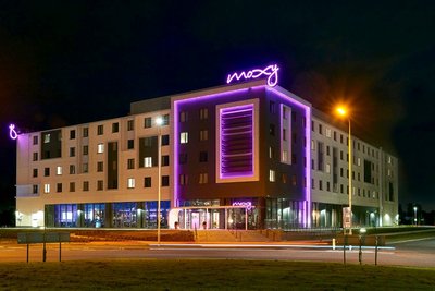 Moxy Edinburgh Airport Hotel-Reisepaket