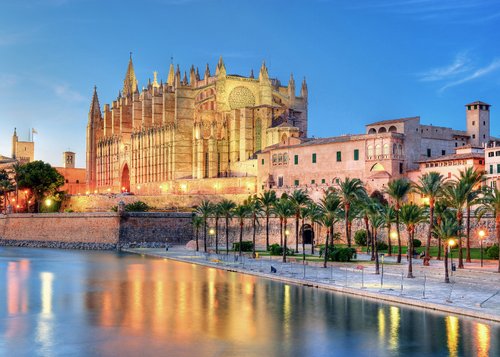 Quer durchs Mittelmeer mit AIDAstella