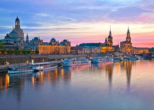 Dresden_Fotolia_42355789_XL