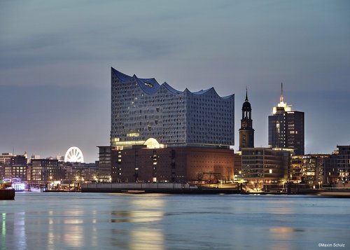 Zum Konzert in die Elbphilharmonie
