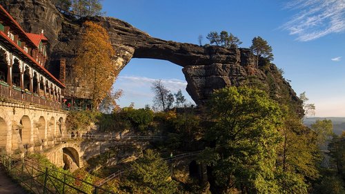 Böhmens magische Felsenwelten