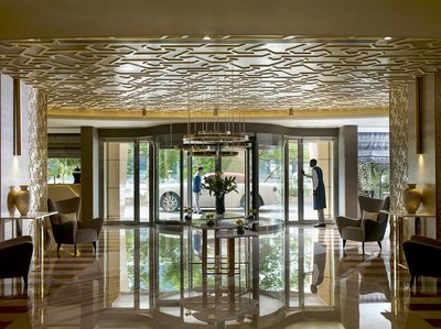 © Two Seasons Hotel &amp; Apartments
