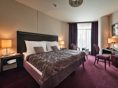 Hotel Embassy, 2 / 4