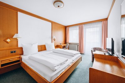 © Alex Dumpling 2021 © Alex Dumpling 2021