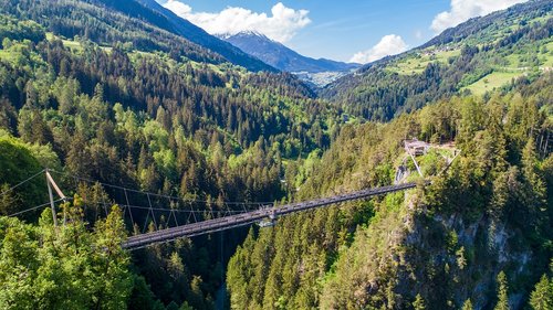 Pitztal_Benni Raich Brücke_©_TVB Pitztal_Chris Walch