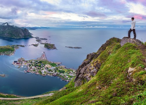 Zu den Nordlichtern mit AIDAmar Zu den Nordlichtern mit AIDAmar