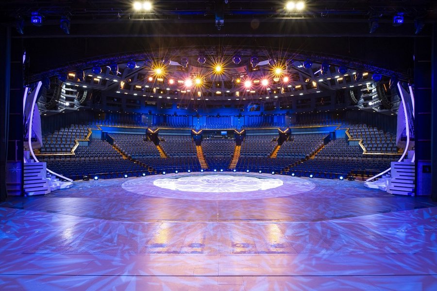 Friedrichstadt-Palast - BLINDED by DELIGHT