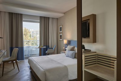 Hotel Mediterranean Beach, 2 / 3