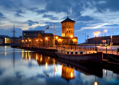 Städtereise Edinburgh mit Military Tattoo