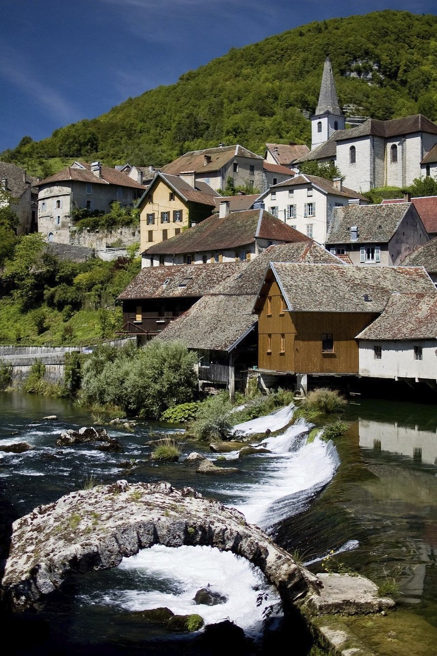 Mit dem Schwalbenzug durch das französische Jura