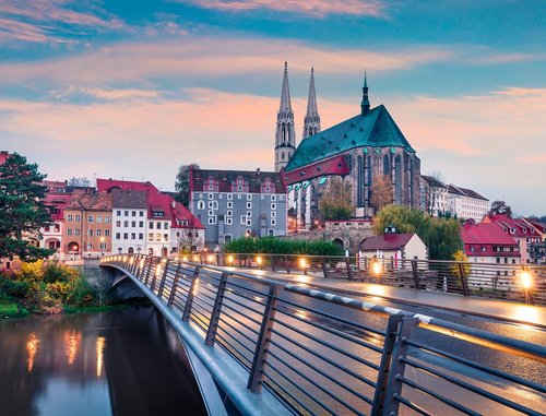 shutterstock_749496790