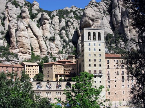 Montserrat Montserrat