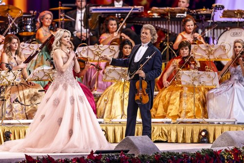 Copyright: ANDRÉ RIEU PRODUCTIONS Copyright: ANDRÉ RIEU PRODUCTIONS