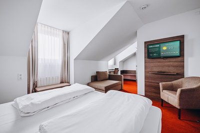 © Alex Dumpling 2021 © Alex Dumpling 2021