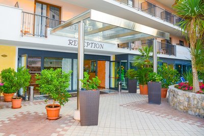 Hotel Garda Bellevue, 3 / 4