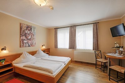 Â© Copyright by Olaf Fingerle, all rights reserved