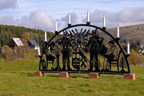 Bergmannsaufzug im Erzgebirge Bergmannsaufzug im Erzgebirge