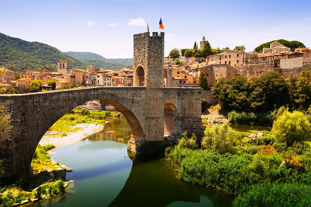 Besalu Besalu
