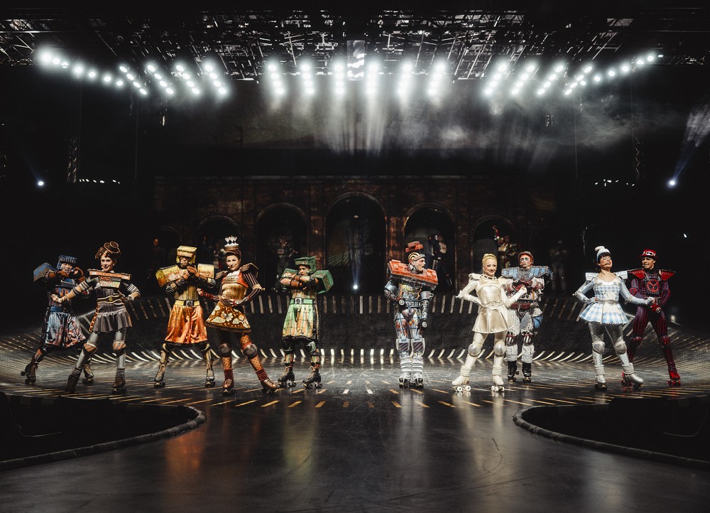 Copyright: STARLIGHT EXPRESS, Joshua A. Hoffmann Copyright: STARLIGHT EXPRESS, Joshua A. Hoffmann