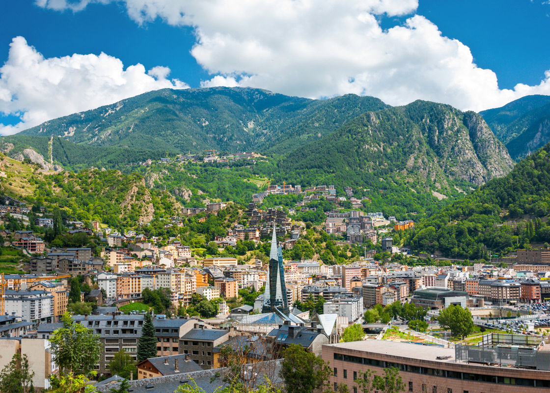 Fürstentum Andorra und pulsierendes Barcelona Fürstentum Andorra und pulsierendes Barcelona