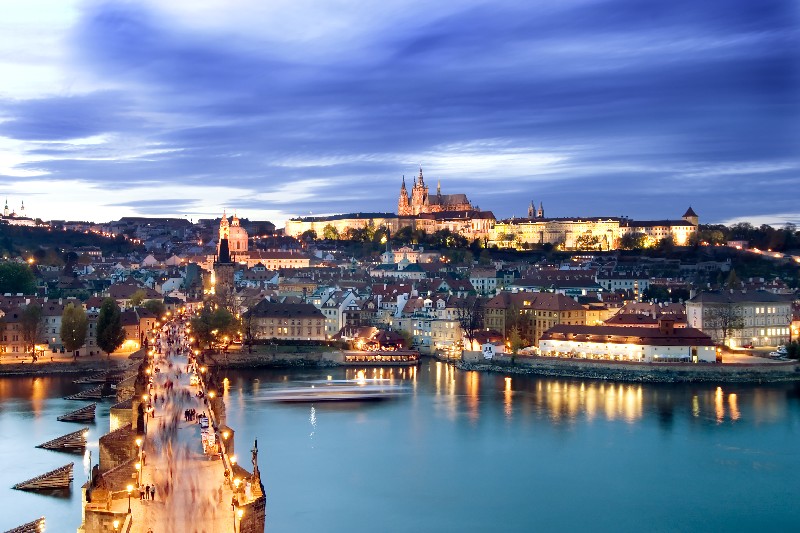 Die Goldene Stadt Prag Die Goldene Stadt Prag