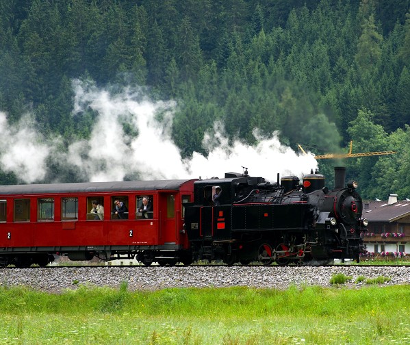 Mit Volldampf durch die Alpen Mit Volldampf durch die Alpen