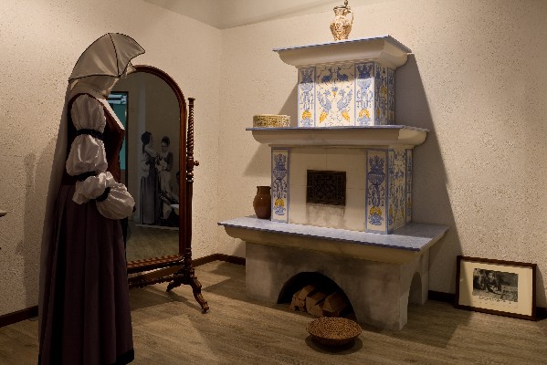 Drei Haselnüsse für Aschenbrödel