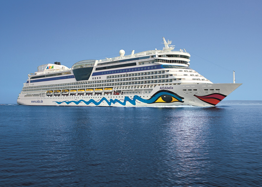 Zur Sommersonnenwende ans Nordkap mit AIDAbella