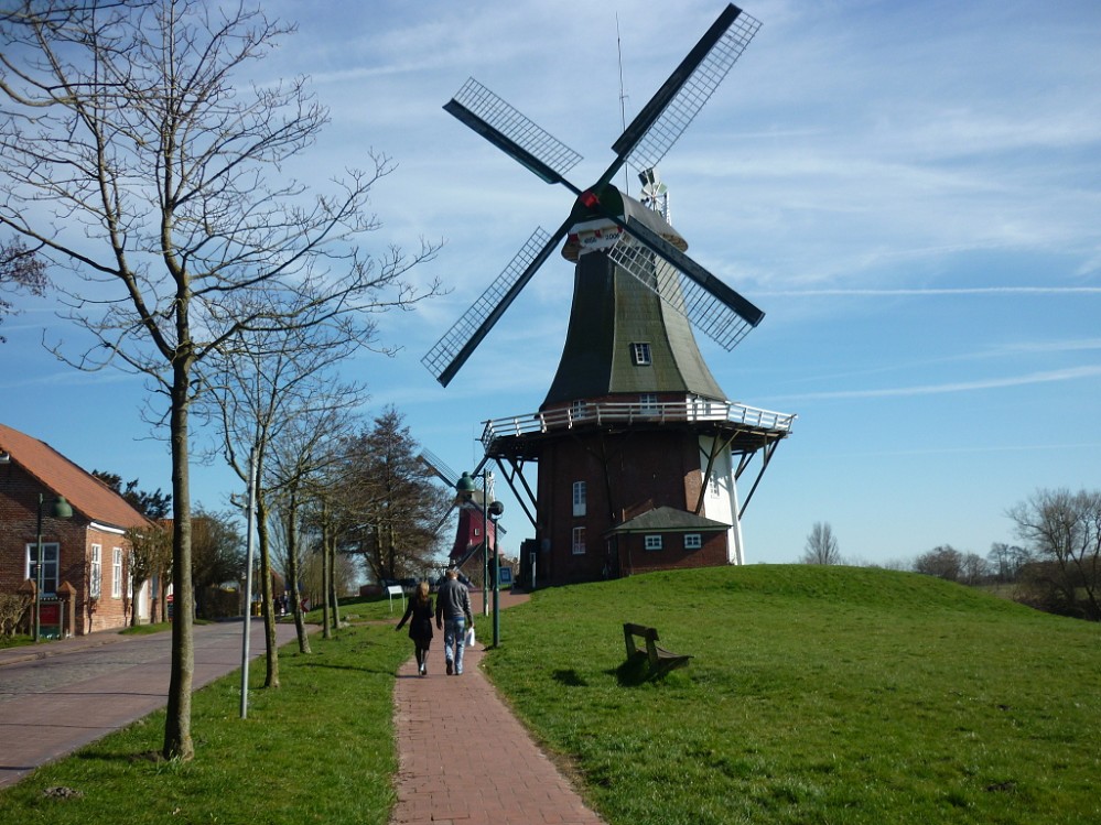 2063_Zwillingsmuehlen_in_GreetsieI_C_www.ostfriesland.travel